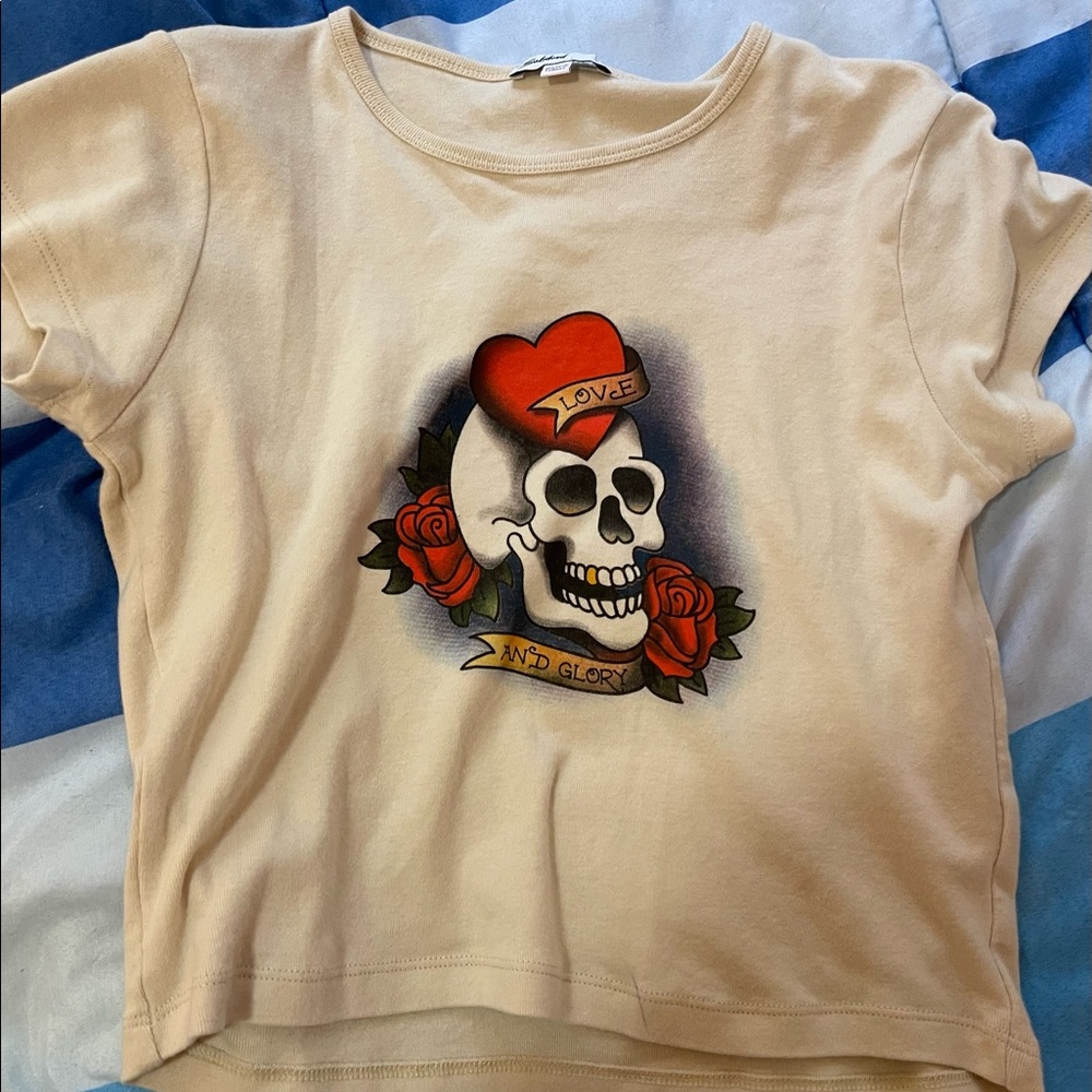 subdued t-shirt old skull